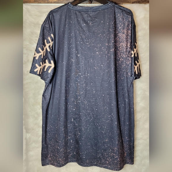 Baseball & SoftBall Mom Tshirt - Picture 5 of 6